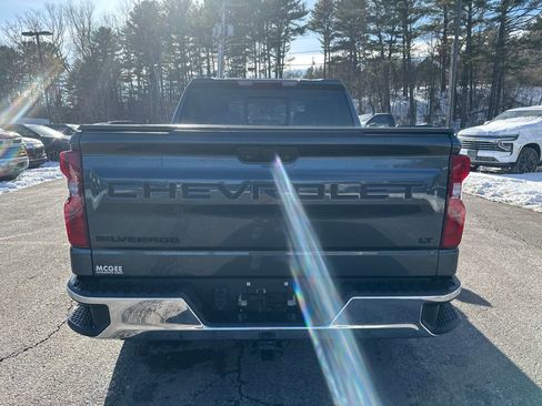 Used 2020 Chevrolet Silverado 1500 LT w/ Convenience Package image 4