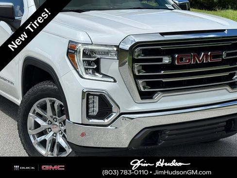Used 2022 GMC Sierra 1500 SLT w/ X31 Off-Road Package AWD/4WD image 6