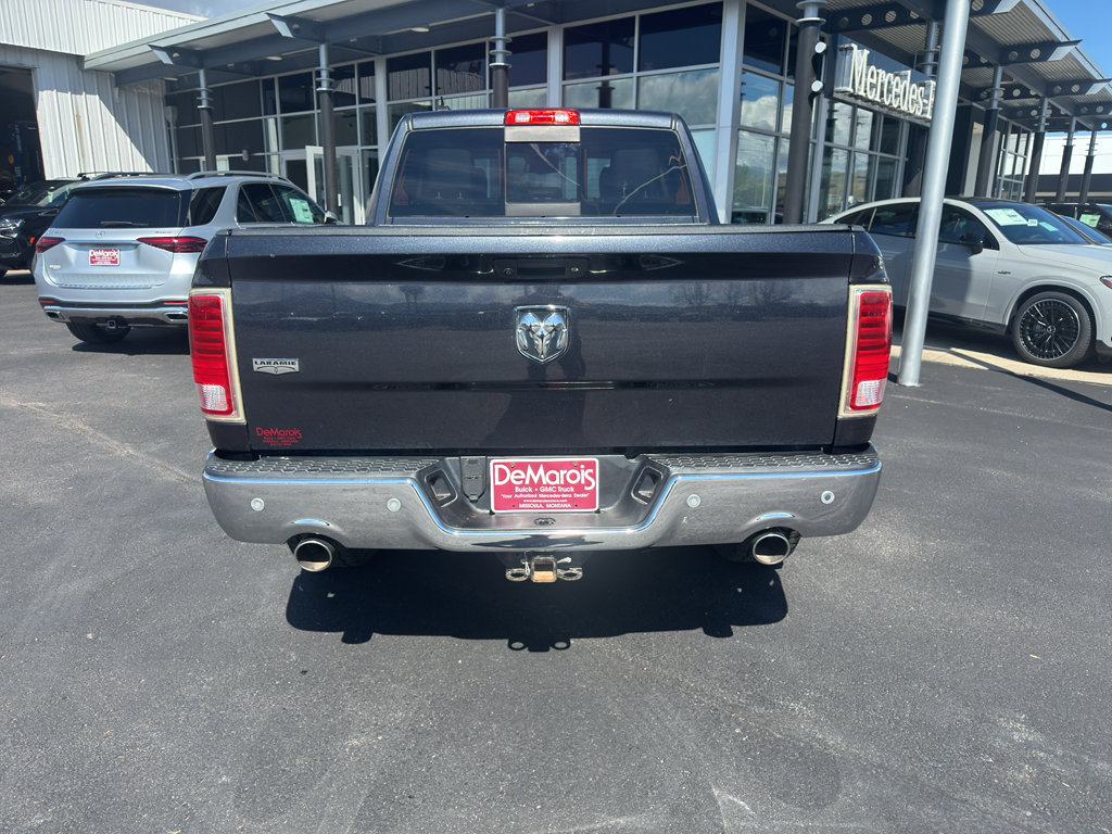 Used 2016 RAM 1500 Laramie w/ Convenience Group AWD/4WD image 2