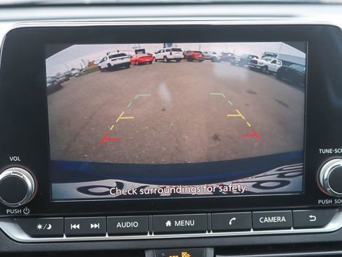 Used 2022 Nissan Altima 2.5 SR image 46