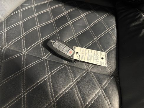 Used 2022 Mitsubishi Outlander SEL image 32