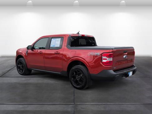 Used 2024 Ford Maverick Lariat w/ FX4 Off-Road Package image 3