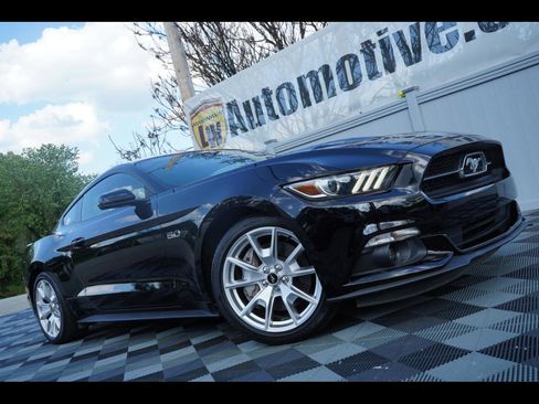 Used 2015 Ford Mustang GT Premium w/ Equipment Group 401A RWD image 1