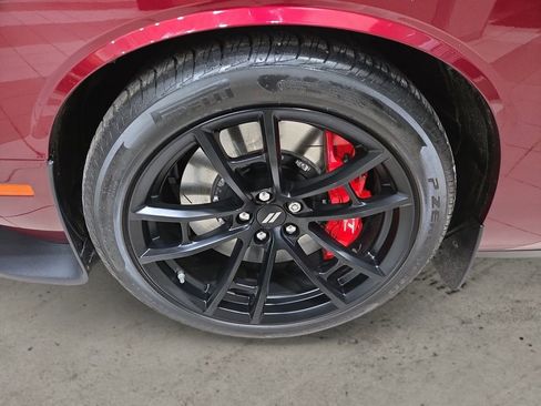 Used 2022 Dodge Challenger R/T Scat Pack w/ Dynamics Package image 9