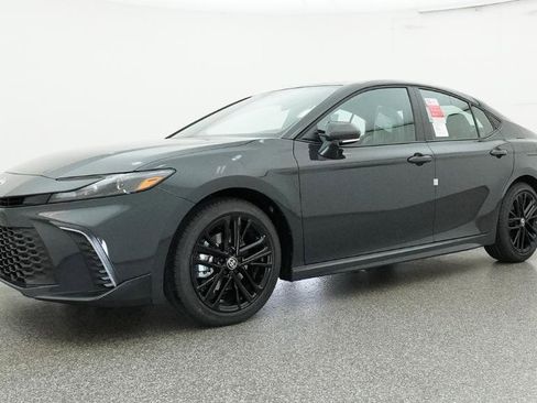 New 2026 Toyota Camry SE FWD image 11