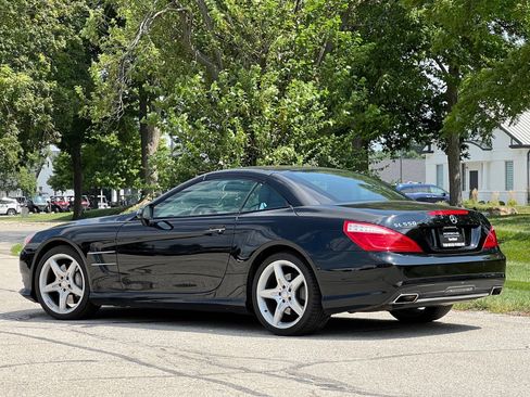 Used 2014 Mercedes-Benz SL 550 image 3