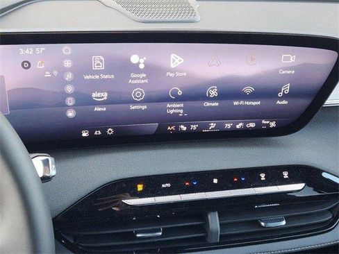 New 2025 Buick Enclave Sport Touring image 12