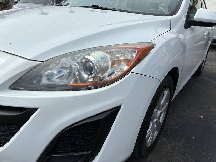 Used 2010 MAZDA MAZDA3 i Touring FWD image 28