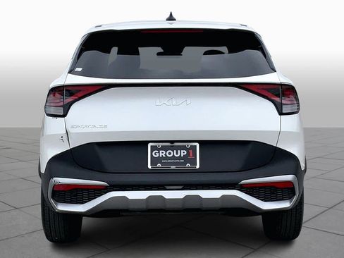 Used 2024 Kia Sportage LX FWD image 5