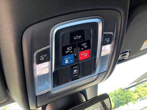 Used 2021 RAM 1500 Laramie w/ Sport Appearance Package AWD/4WD image 32
