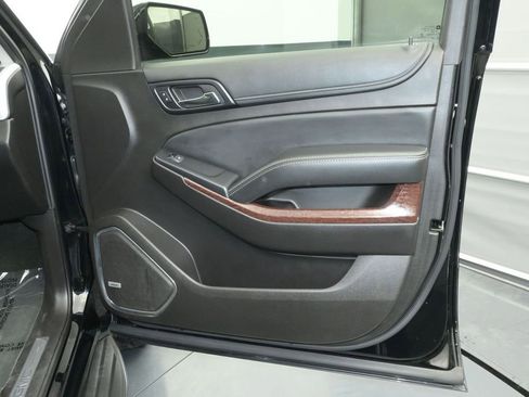 Used 2016 GMC Yukon SLT AWD/4WD image 17