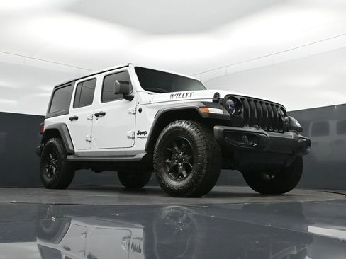 Used 2021 Jeep Wrangler Unlimited Sport AWD/4WD image 45