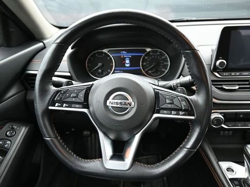 Used 2019 Nissan Altima 2.5 SR image 14