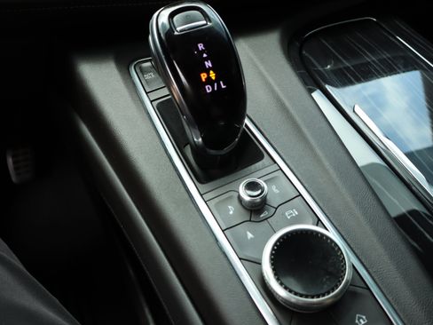 Used 2024 Cadillac Escalade ESV Sport AWD/4WD image 42