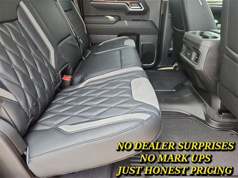 New 2025 Chevrolet Silverado 1500 RST image 27