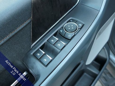 Used 2023 Ford F150 Lightning Lariat w/ Equipment Group 511A High image 16