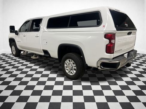 Used 2022 Chevrolet Silverado 3500 LT w/ Convenience Package image 6