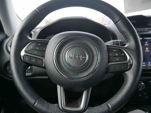 Used 2022 Jeep Renegade Latitude w/ Convenience Group AWD/4WD image 34
