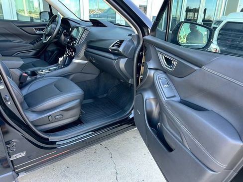 Used 2024 Subaru Forester Touring w/ POP Package 3 AWD/4WD image 17