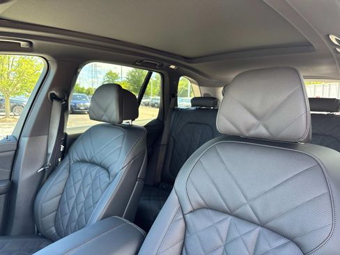 New 2026 BMW X5 xDrive50e w/ M Sport Package AWD/4WD image 35