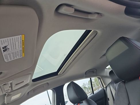 New 2026 Nissan Sentra SR w/ SR Premium Package FWD image 31