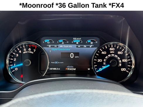 Used 2017 Ford F150 Platinum w/ Equipment Group 701A Luxury image 38