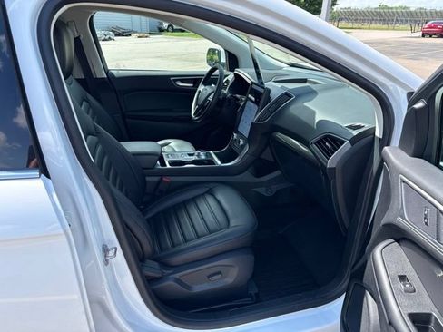 Certified 2024 Ford Edge SEL w/ Convenience Package AWD/4WD image 5