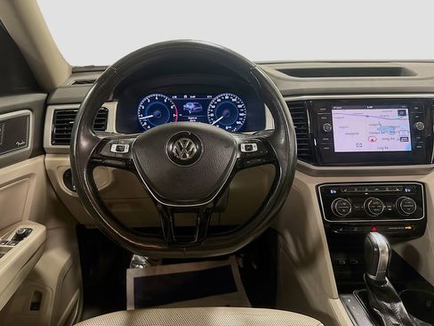 Used 2018 Volkswagen Atlas SEL Premium image 29