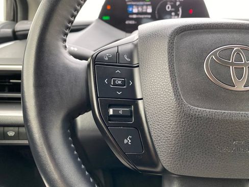 Used 2024 Toyota Prius LE FWD image 25