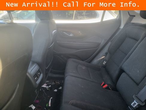 Used 2019 GMC Terrain SLE w/ Driver Convenience Package image 11
