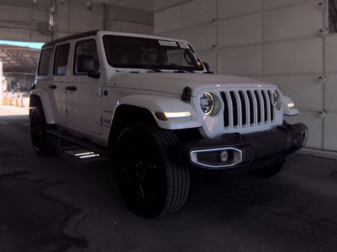 Used 2021 Jeep Wrangler Unlimited Sahara w/ Safety Group AWD/4WD image 3