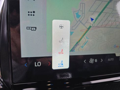 New 2025 Ford Expedition Platinum w/ Stealth Performance Package image 21