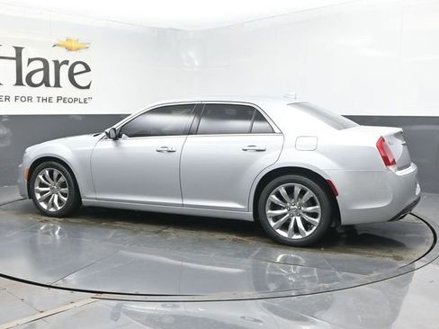 Used 2020 Chrysler 300 Touring L w/ Quick Order Package 2EF image 50