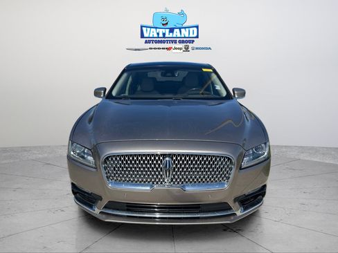 Used 2019 Lincoln Continental Reserve FWD image 8