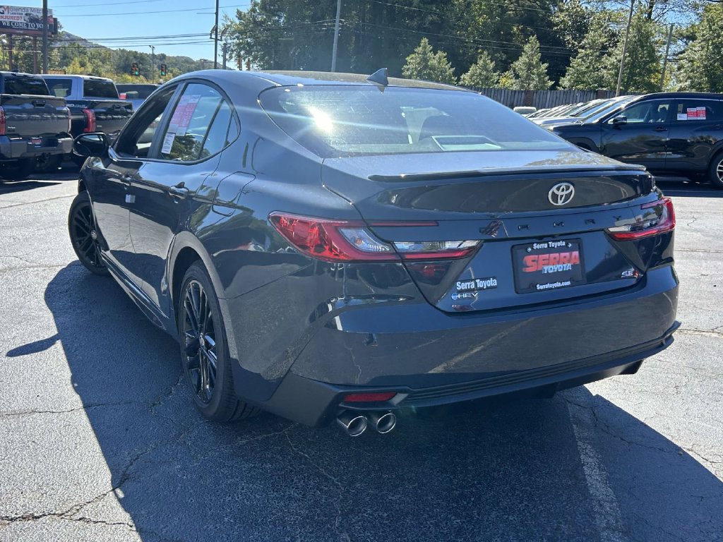 New 2026 Toyota Camry SE FWD image 5
