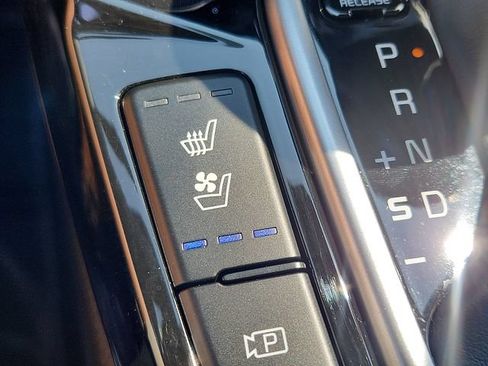 Used 2024 Kia Seltos SX w/ SX Sunroof Package AWD/4WD image 24