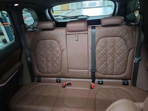 Used 2026 BMW X5 xDrive40i w/ M Sport Package AWD/4WD image 21