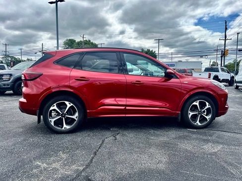 Certified 2023 Ford Escape ST-Line Select w/ Tech Pack #2 AWD/4WD image 7