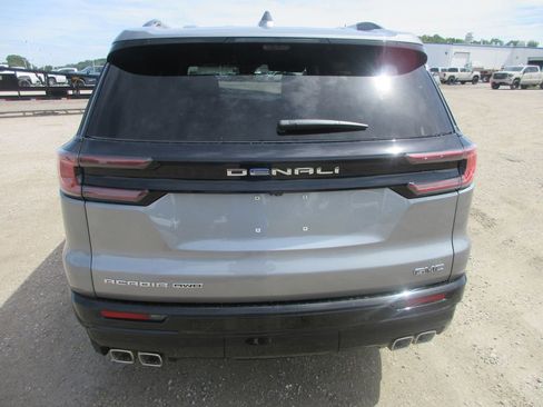 New 2026 GMC Acadia Denali Ultimate AWD/4WD image 5