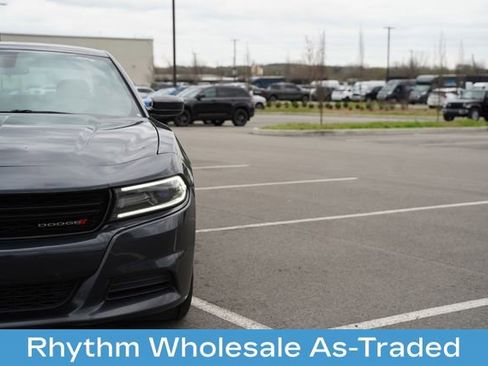 Used 2018 Dodge Charger SXT RWD image 33