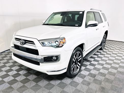 Used 2023 Toyota 4Runner Limited RWD image 7