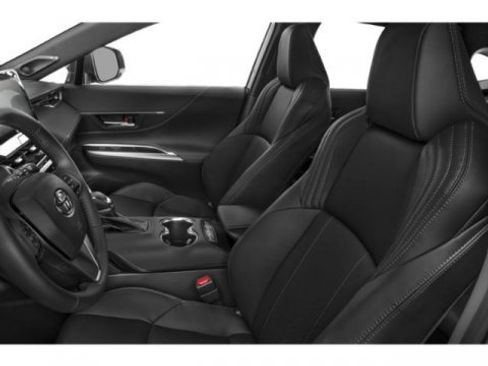 Used 2021 Toyota Venza Limited image 9