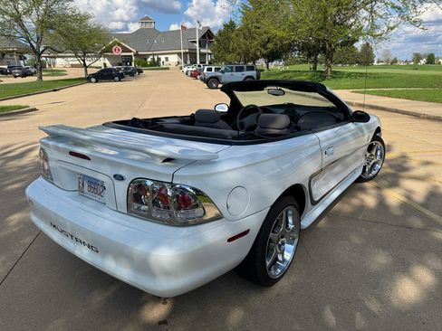 Used 1996 Ford Mustang Convertible RWD image 9