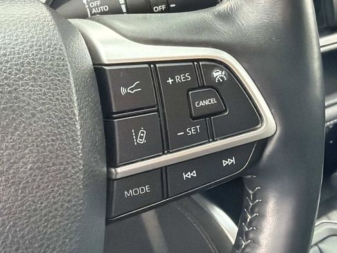 Used 2022 Toyota Highlander Platinum image 7