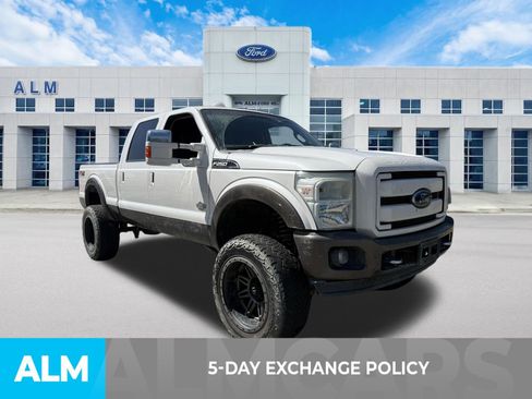 Used 2015 Ford F250 King Ranch w/ FX4 Off-Road Package AWD/4WD image 3