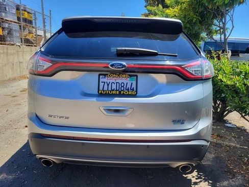Used 2017 Ford Edge SEL w/ Equipment Group 201A AWD/4WD image 3