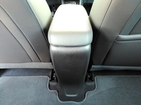 Used 2023 Chevrolet Bolt LT FWD image 27