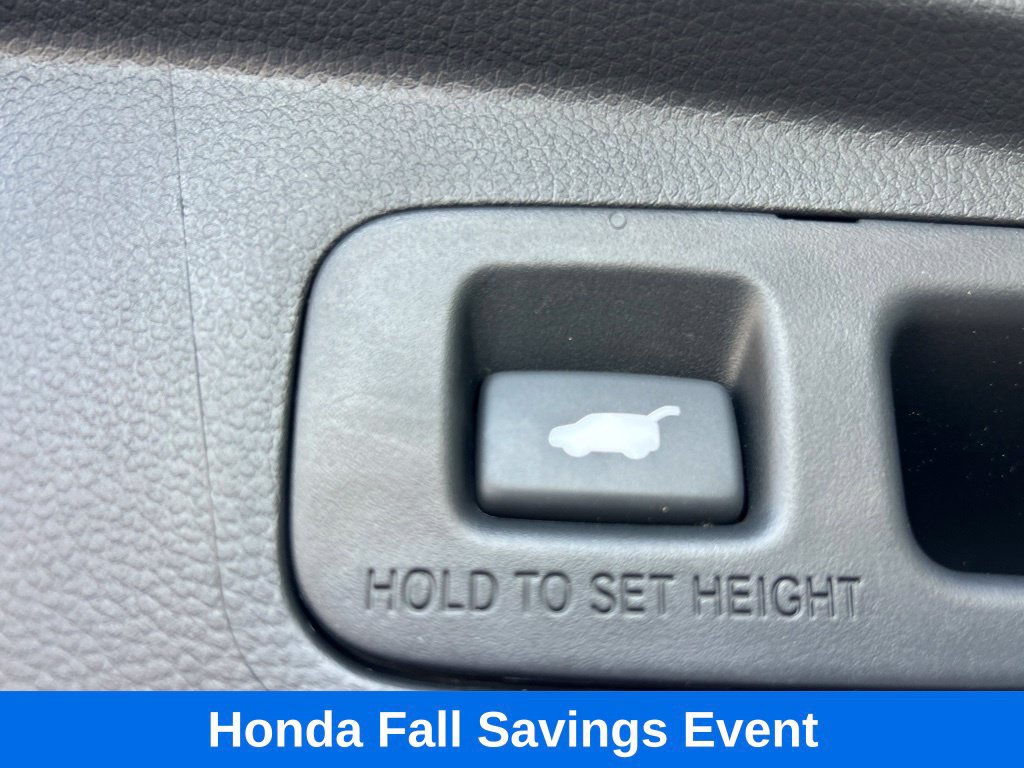 Used 2024 Honda CR-V EX-L image 11