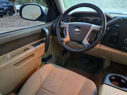 Used 2012 Chevrolet Silverado 1500 LT w/ All-Star Edition RWD image 9