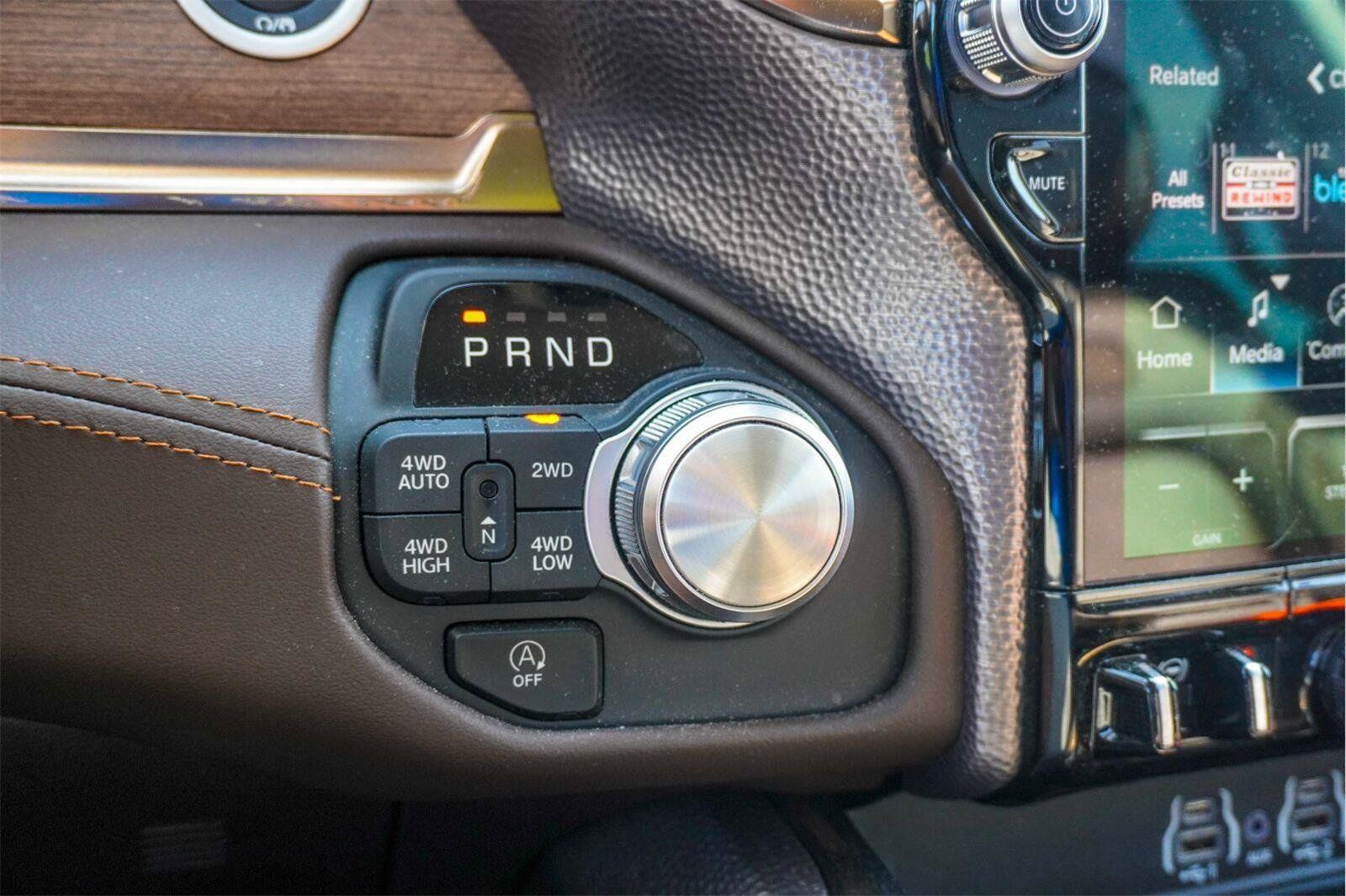 Used 2025 RAM 1500 Limited AWD/4WD image 23